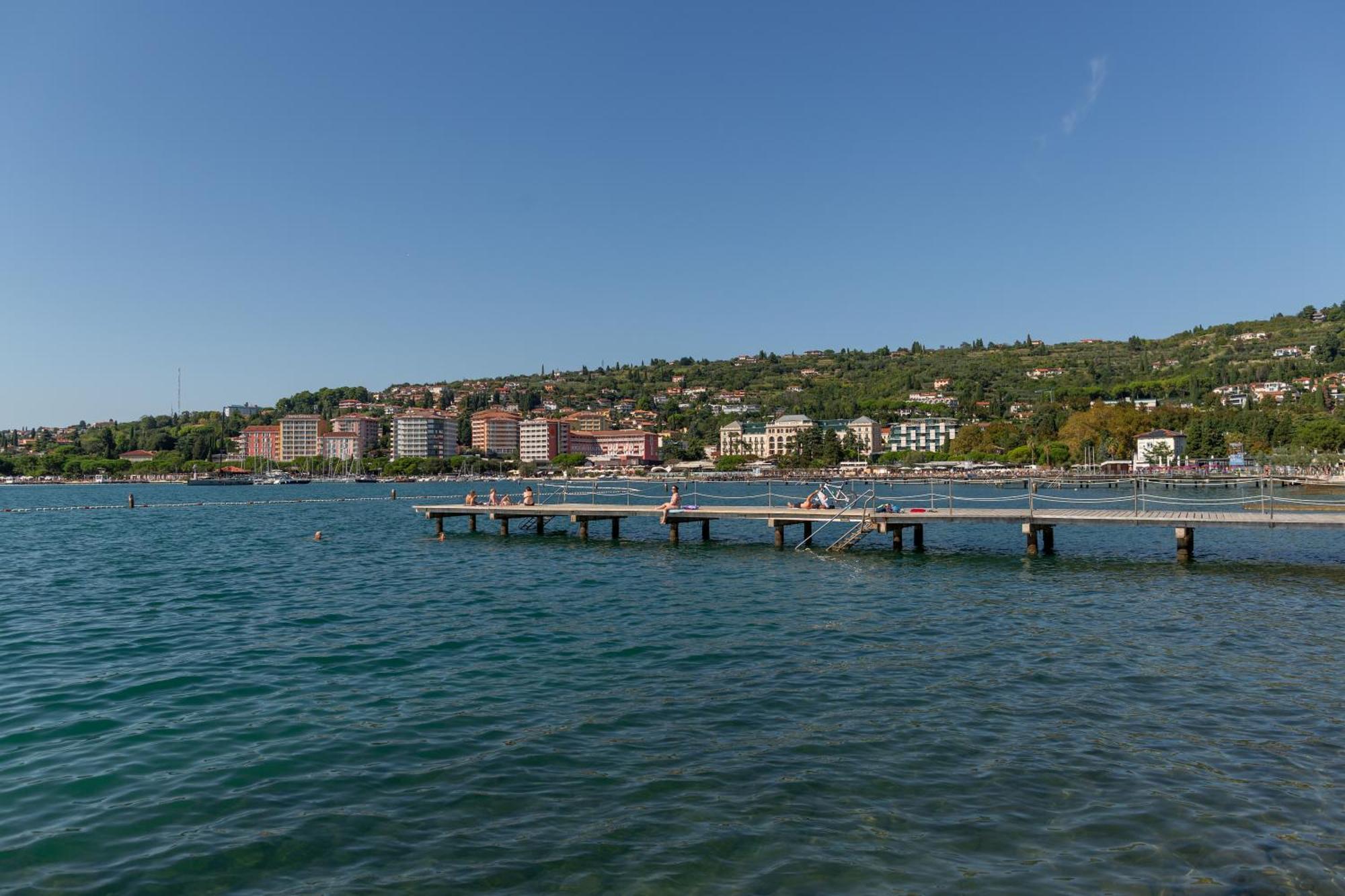 Floating Sea House Shark 3 Portorož Exterior foto
